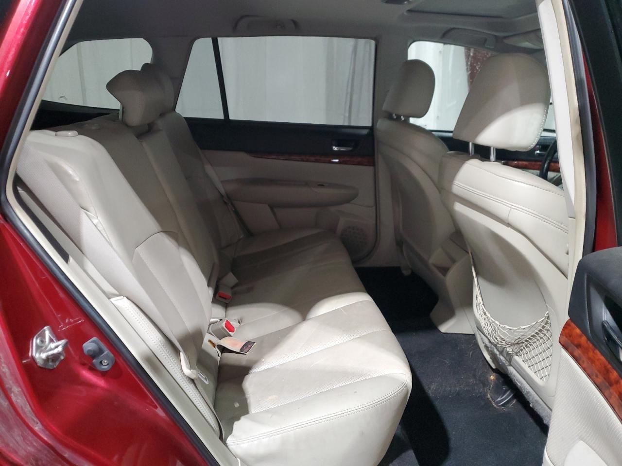 2011 Subaru Outback 2.5I Limited VIN: 4S4BRBLC8B3379004 Lot: 90299095