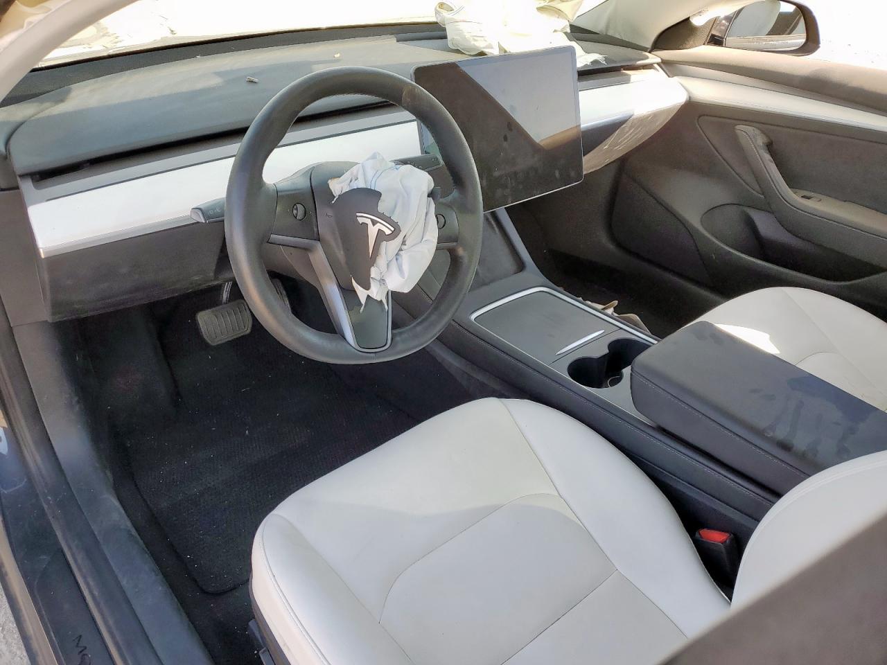 2023 Tesla Model 3 VIN: 5YJ3E1EA8PF551620 Lot: 82213755