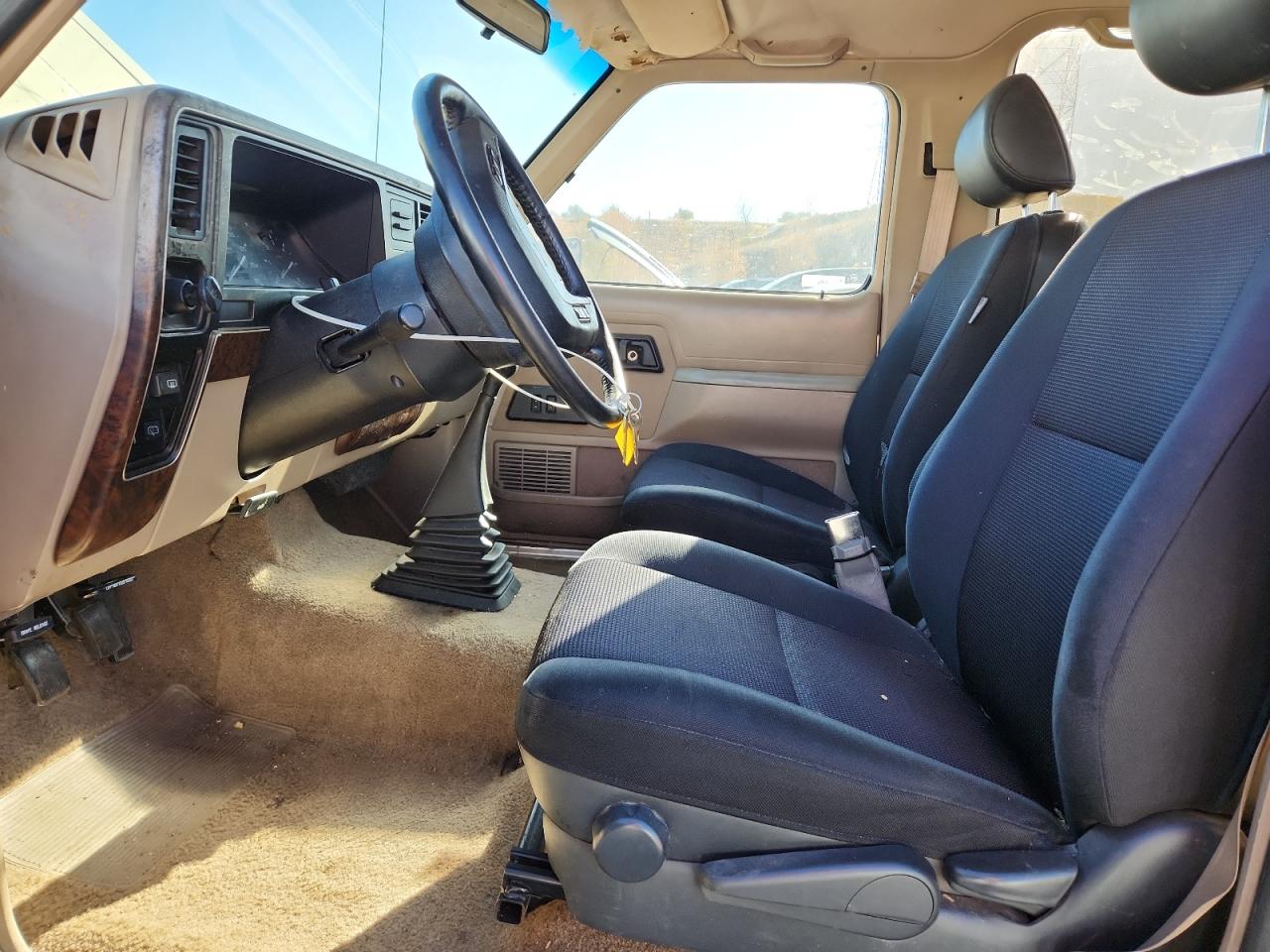 1989 Ford Bronco Ii VIN: 1FMCU14T7KUC41590 Lot: 90844725