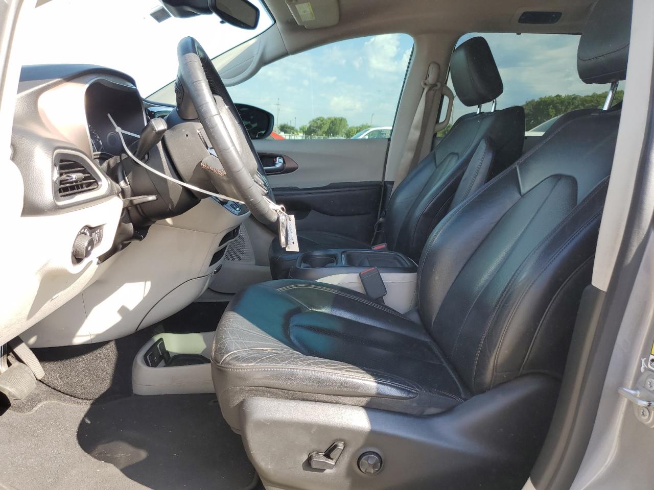 2018 Chrysler Pacifica Touring L VIN: 2C4RC1BG6JR263079 Lot: 85905085