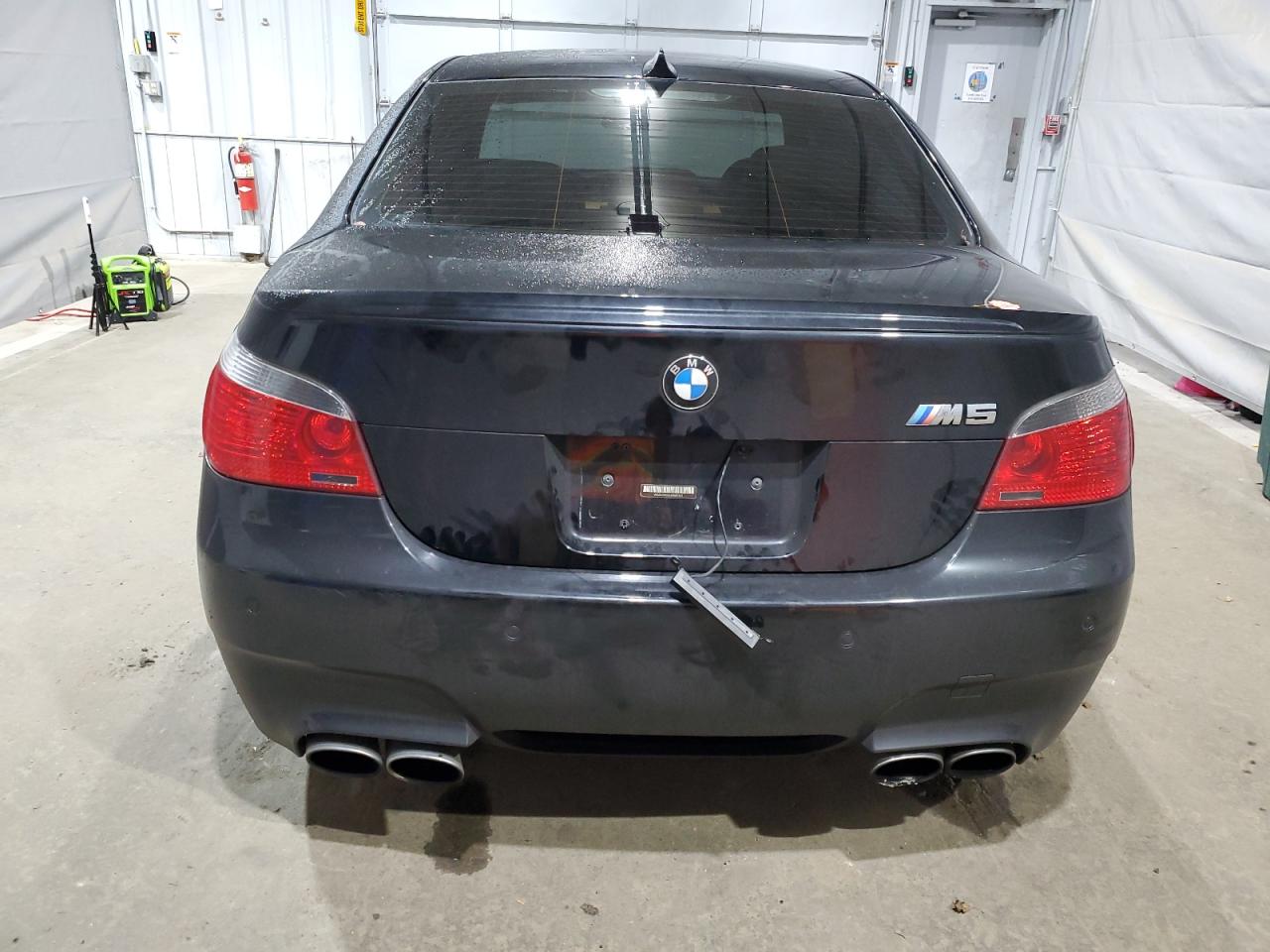 2006 BMW M5 VIN: WBSNB93556B581383 Lot: 82757805