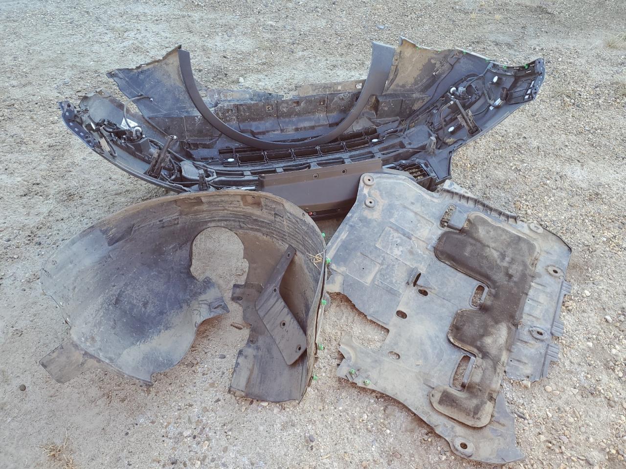 2019 Volvo Xc40 T5 R-Design VIN: YV4162UM0K2075264 Lot: 85934155