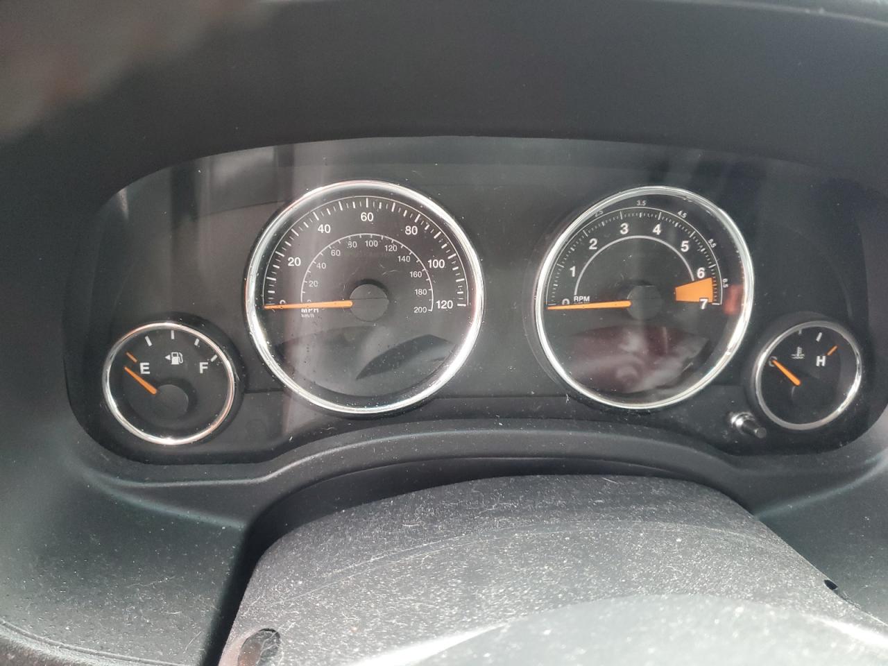 2014 Jeep Compass Latitude VIN: 1C4NJDEB3ED852430 Lot: 90653065