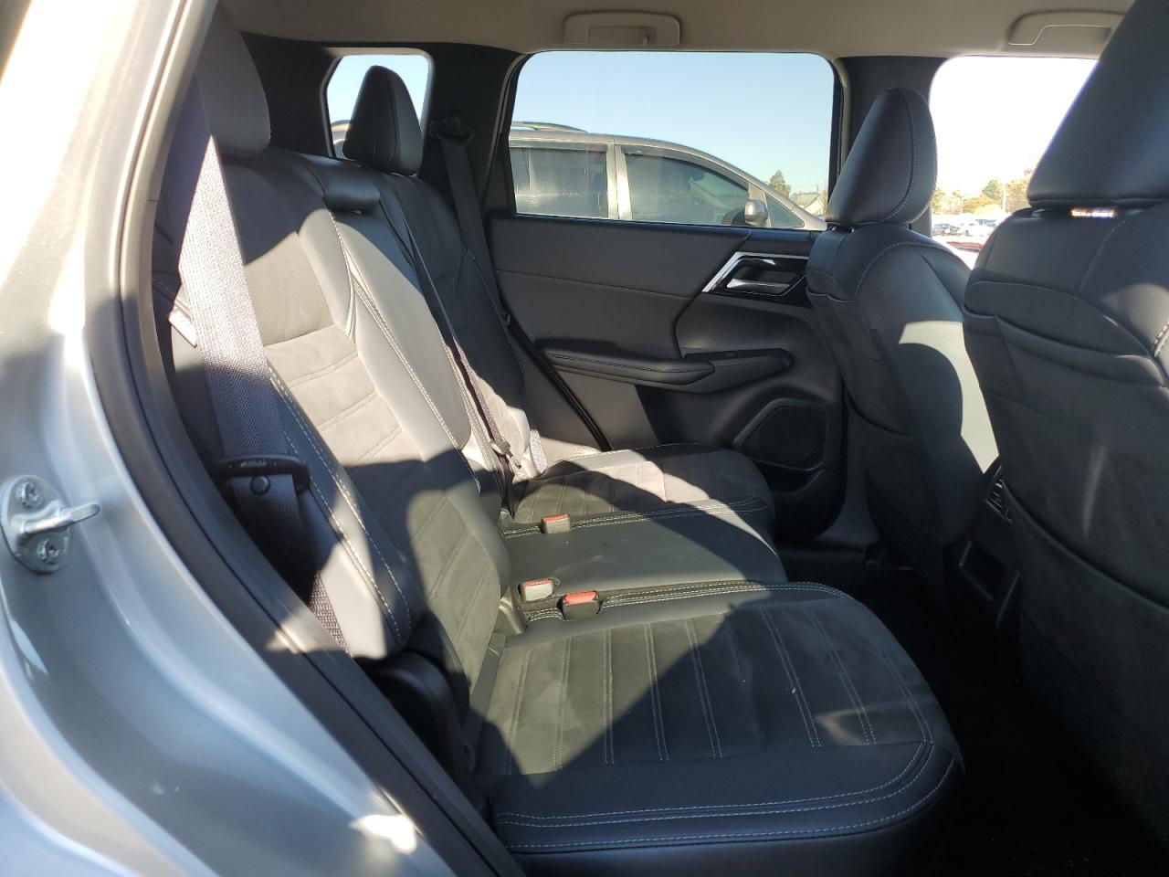 2024 Mitsubishi Outlander Se VIN: JA4J4VA84RZ049361 Lot: 85327525