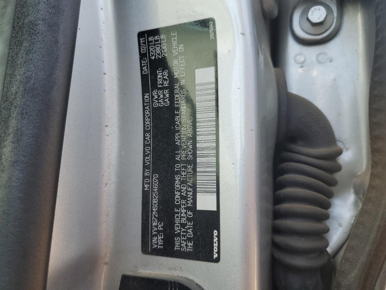 2011 Volvo S40 T5 VIN: YV1672MS0B2546070 Lot: 82730305