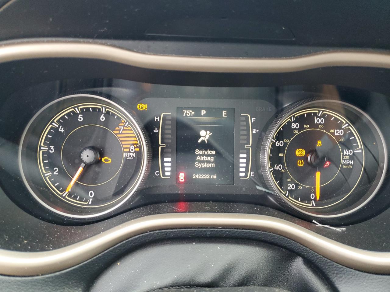 2017 Jeep Cherokee Latitude VIN: 1C4PJMCS5HW532269 Lot: 82644125