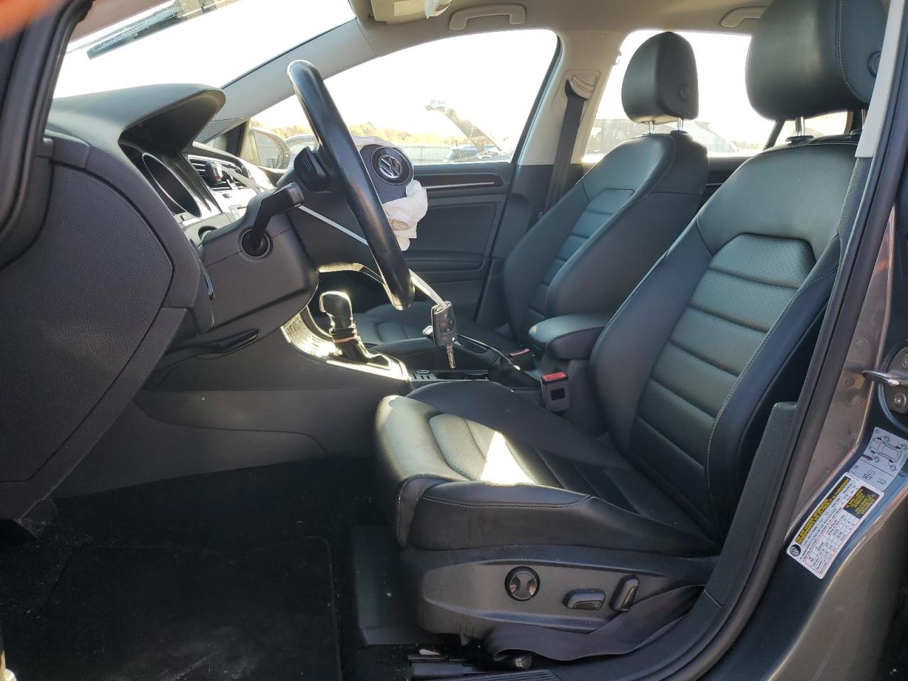 2017 Volkswagen Golf S VIN: 3VW217AU1HM059306 Lot: 87360065