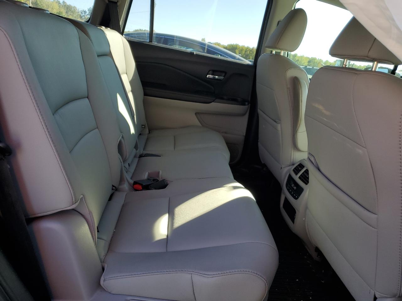 2019 Honda Pilot Exl VIN: 5FNYF5H50KB035933 Lot: 90925425