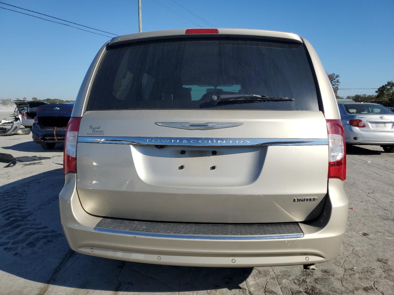 2015 Chrysler Town & Country Limited Platinum VIN: 2C4RC1GG0FR546397 Lot: 85869985