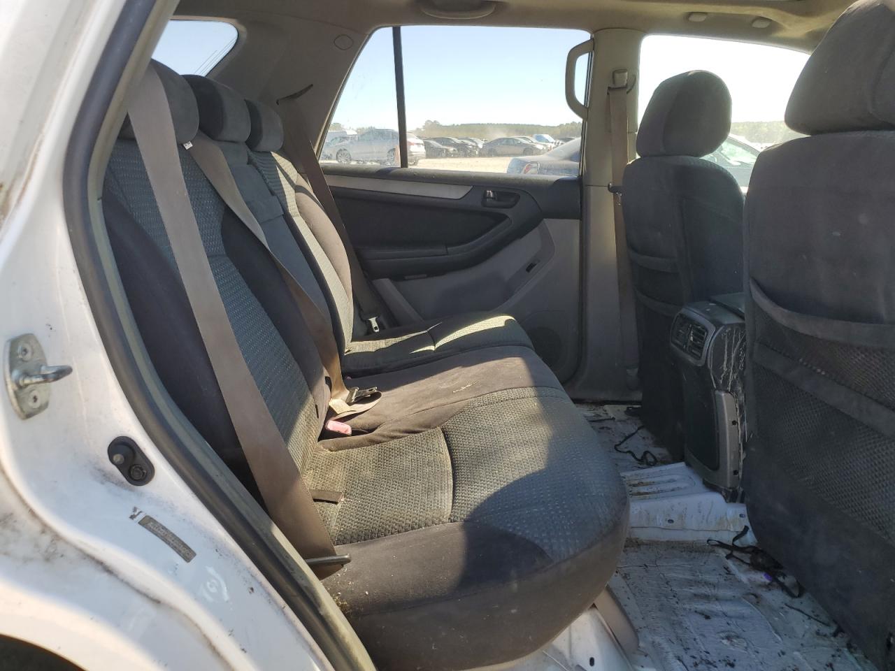 2004 Toyota 4Runner Sr5 VIN: JTEBU14R040041323 Lot: 89488825