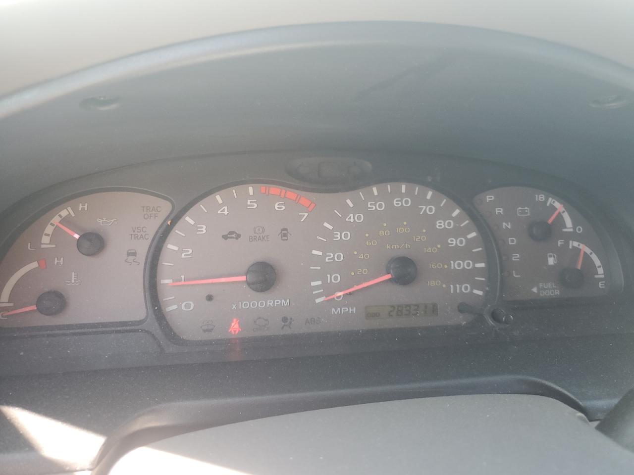 2004 Toyota Sequoia Sr5 VIN: 5TDZT34A74S226333 Lot: 86518255