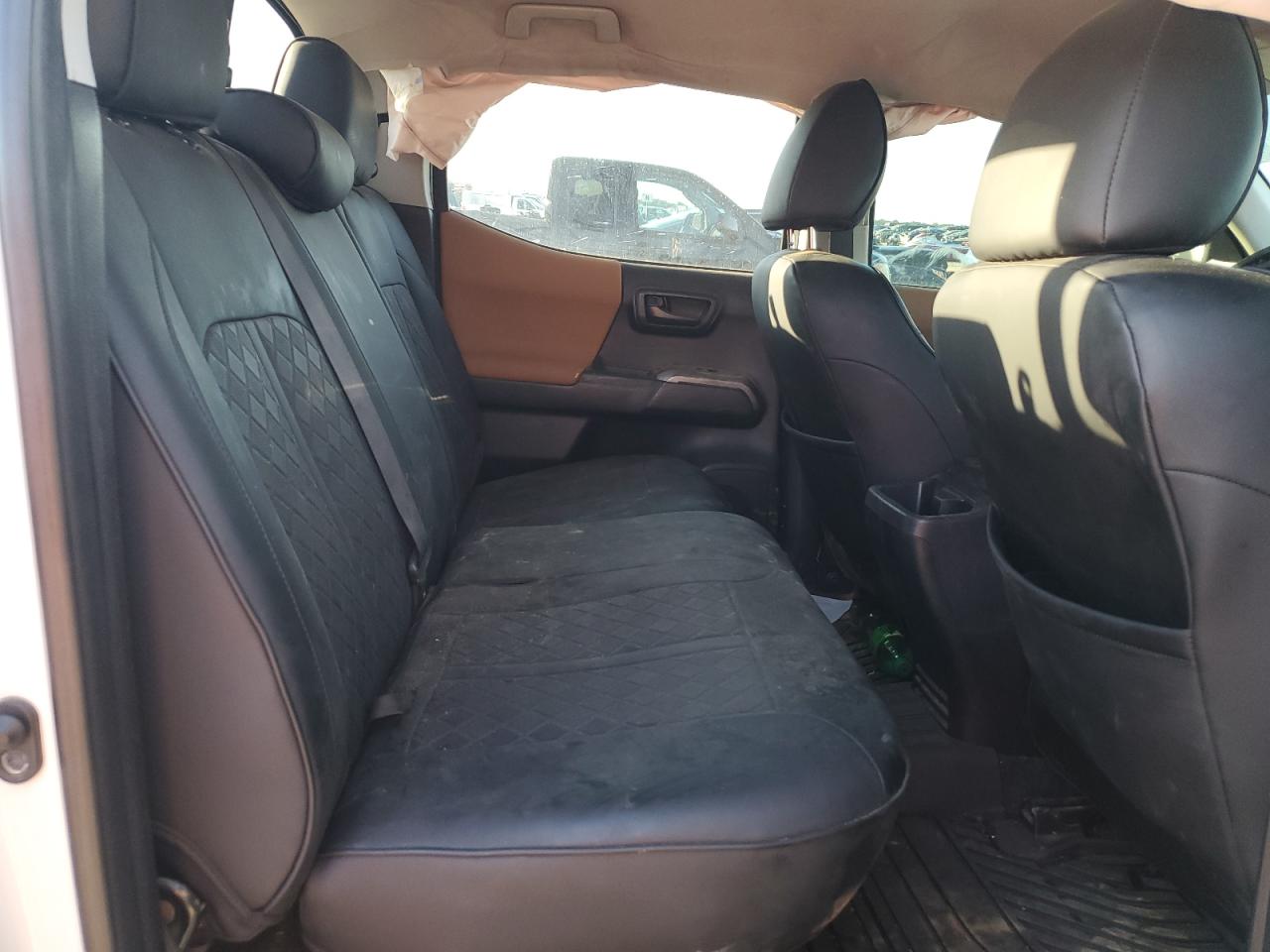 2017 Toyota Tacoma Double Cab VIN: 5TFCZ5AN7HX050116 Lot: 82382785