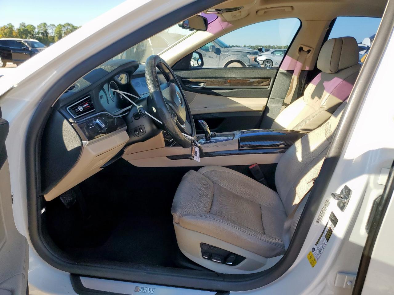 2012 BMW 740 I VIN: WBAKA4C50CC613885 Lot: 90616135