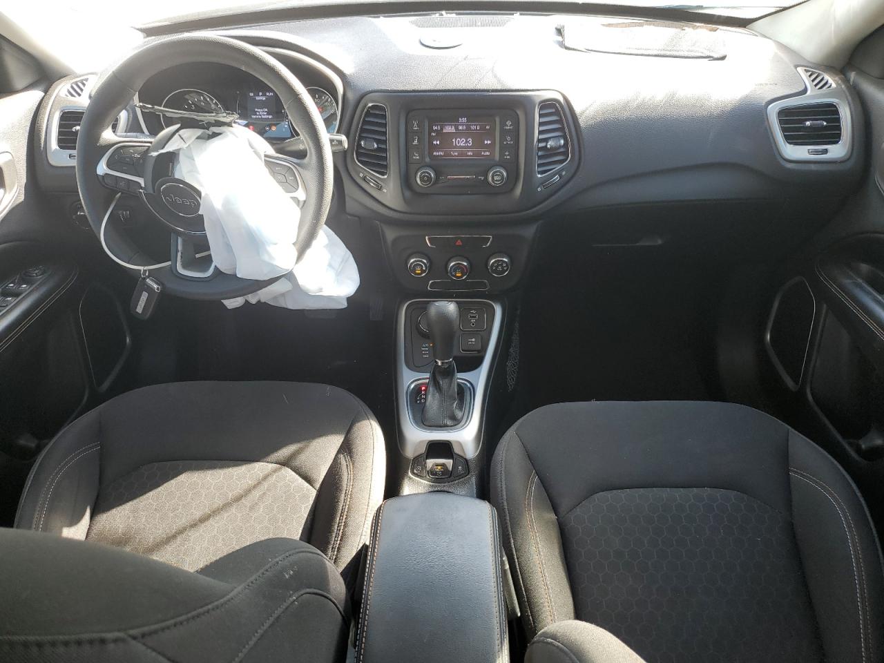 2018 Jeep Compass Sport VIN: 3C4NJDAB9JT127019 Lot: 86501045