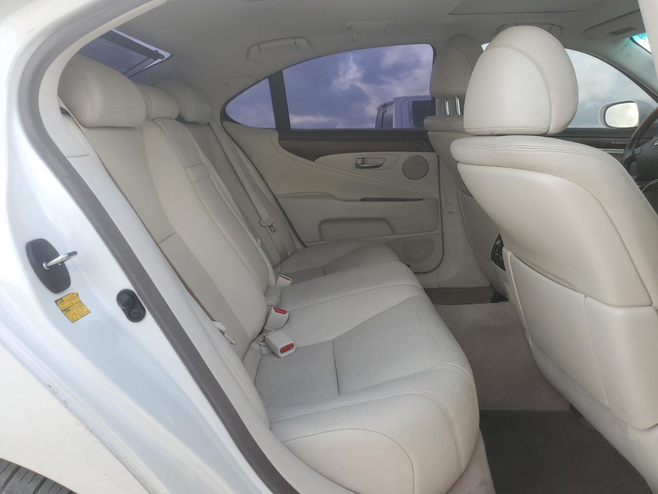 2011 Lexus Ls 460 VIN: JTHBL5EF4B5101802 Lot: 87301415