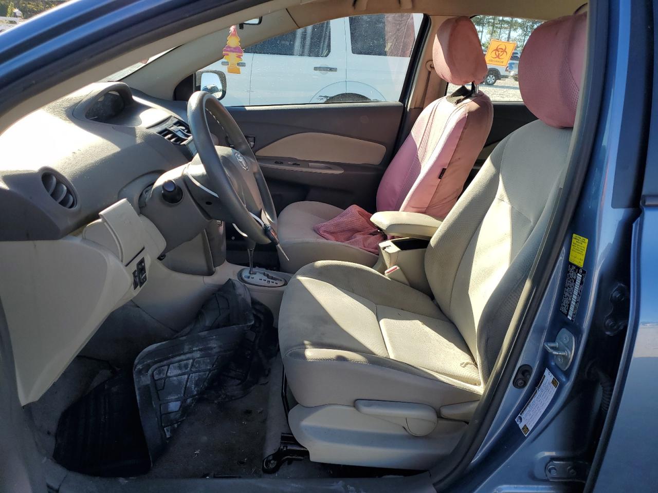 2010 Toyota Yaris VIN: JTDBT4K37A4070216 Lot: 82474575