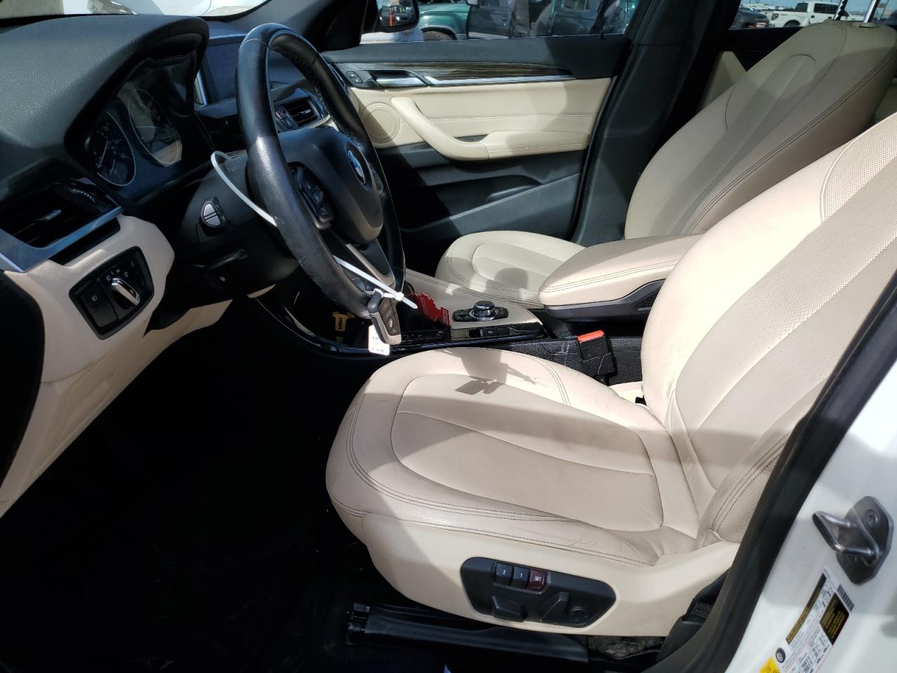 2016 BMW X1 xDrive28I VIN: WBXHT3C34GP885308 Lot: 84867415