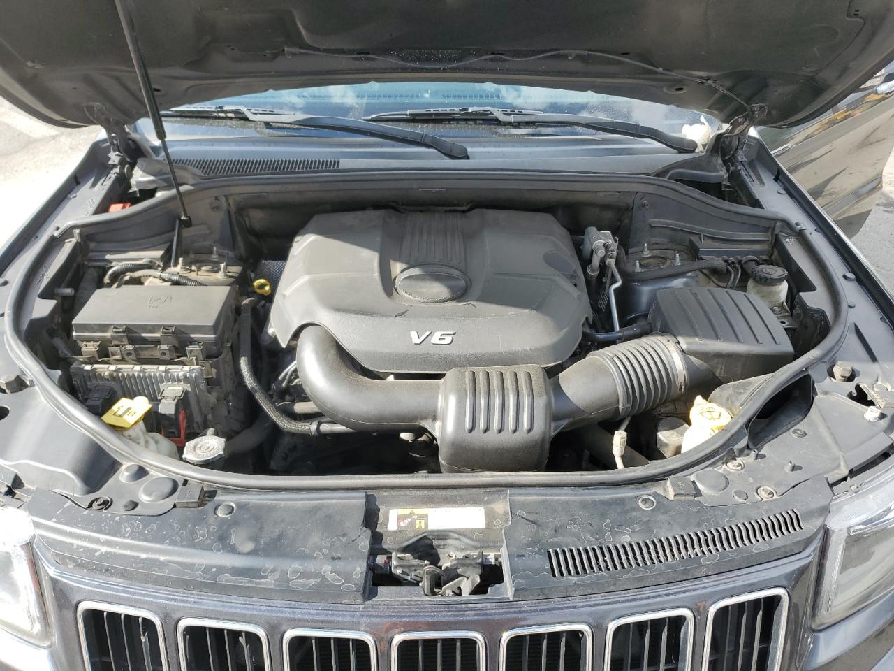 2015 Jeep Grand Cherokee Limited VIN: 1C4RJFBG5FC913927 Lot: 82372405