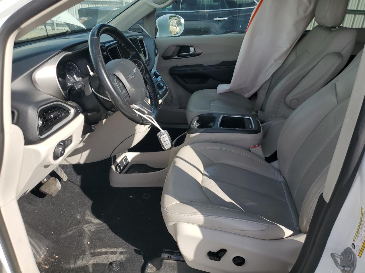 2021 Chrysler Pacifica Touring L VIN: 2C4RC1BG7MR584374 Lot: 82256785