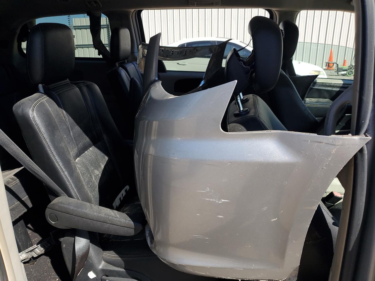 2015 Chrysler Town & Country Touring VIN: 2C4RC1BG2FR594720 Lot: 89716225