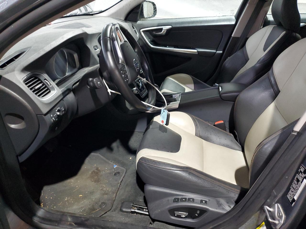 2016 Volvo S60 Cross Country T5 VIN: YV4612UM4G2001034 Lot: 87090335