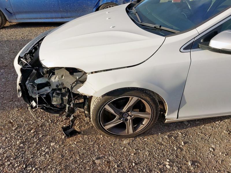 2014 VOLVO V40 D2 R DESIGN 5DR