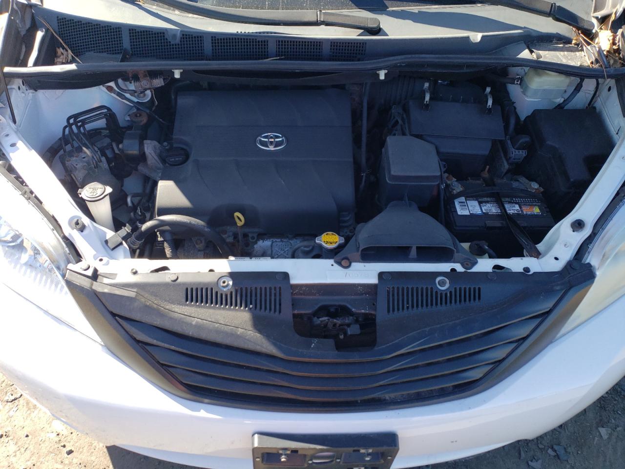 2015 Toyota Sienna VIN: 5TDZK3DC3FS628471 Lot: 85879195