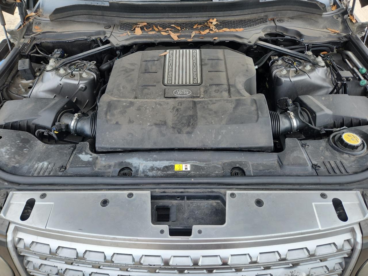 2015 Land Rover Range Rover Hse VIN: SALGS2VF5FA204029 Lot: 84980405