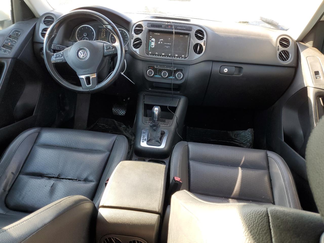 2012 Volkswagen Tiguan S VIN: WVGBV7AX6CW585050 Lot: 85731495