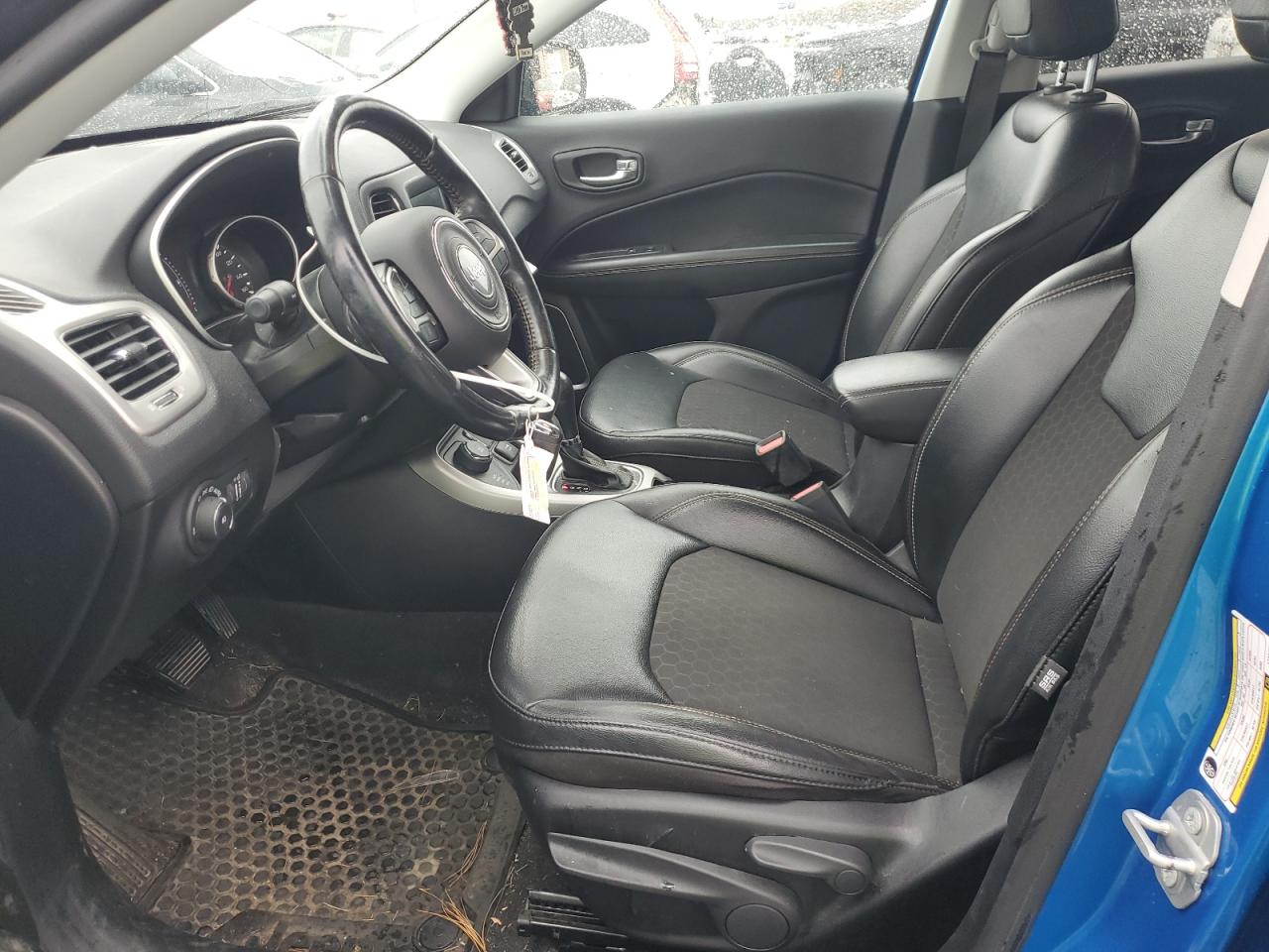 2020 Jeep Compass Latitude VIN: 3C4NJDBB4LT227921 Lot: 90279165