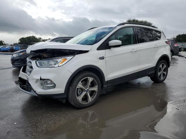  FORD ESCAPE 2017 Белы