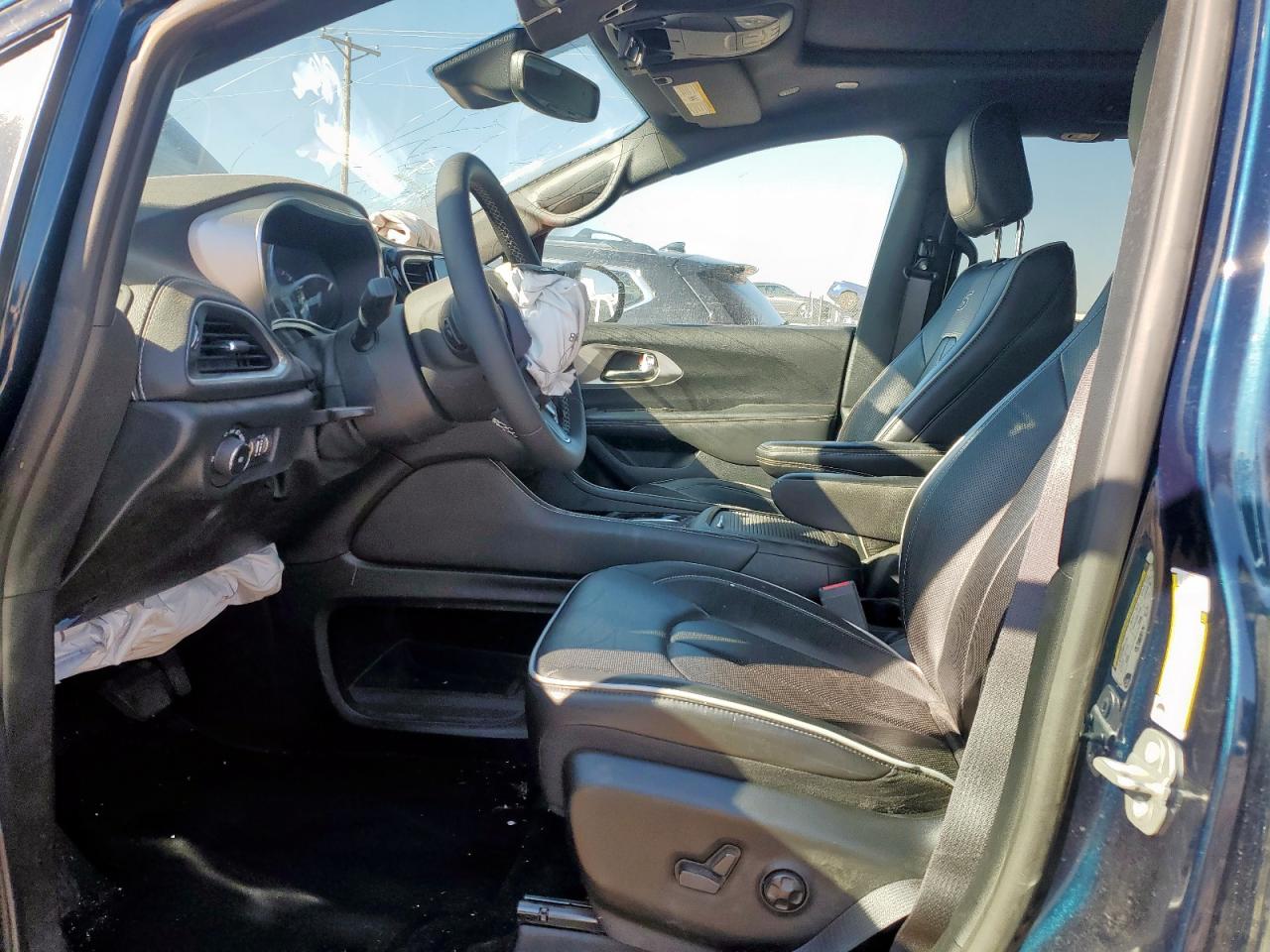 2023 Chrysler Pacifica Limited VIN: 2C4RC1GG8PR625799 Lot: 85699155