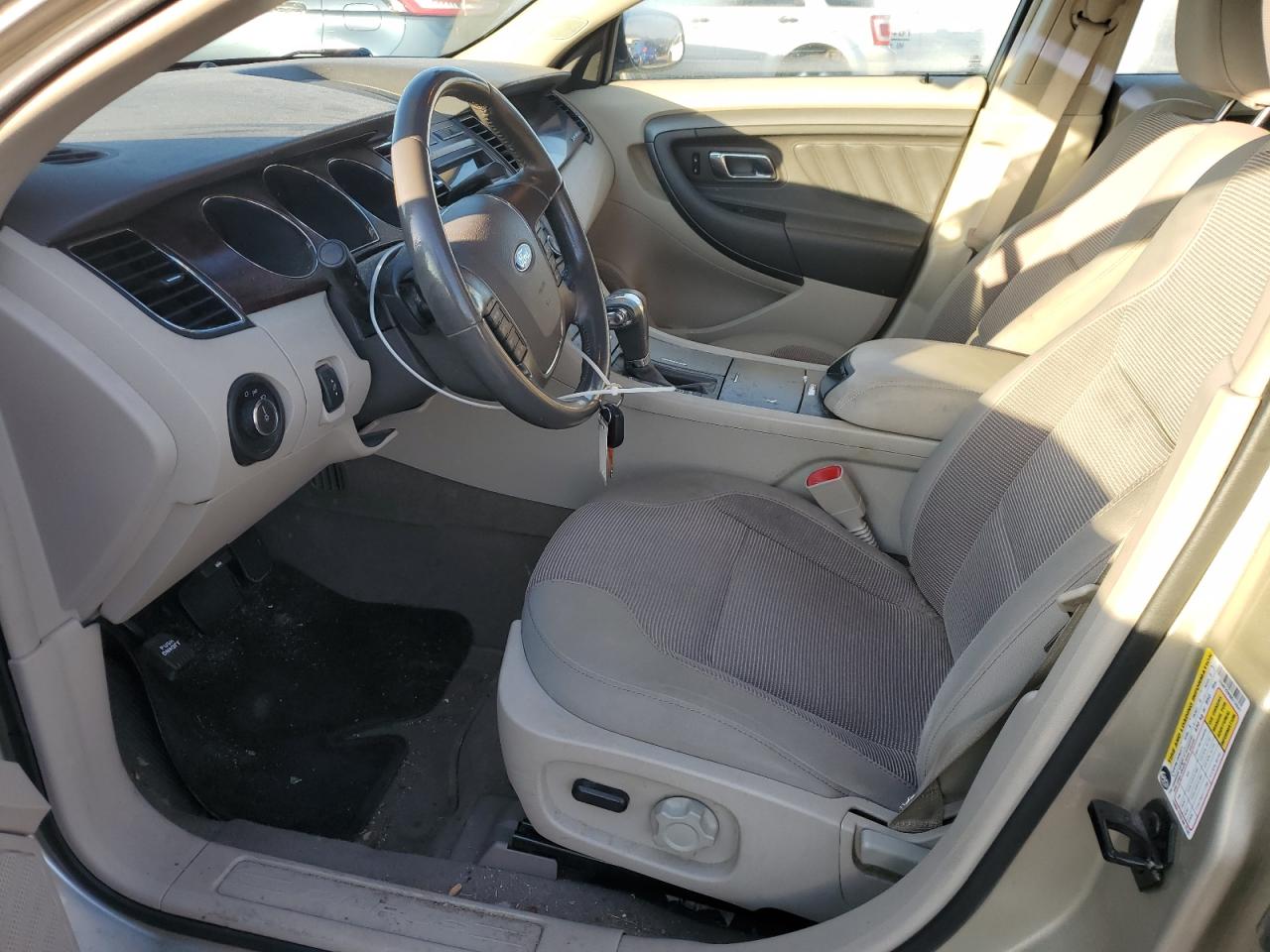 2011 Ford Taurus Sel VIN: 1FAHP2EW6BG135541 Lot: 82399995