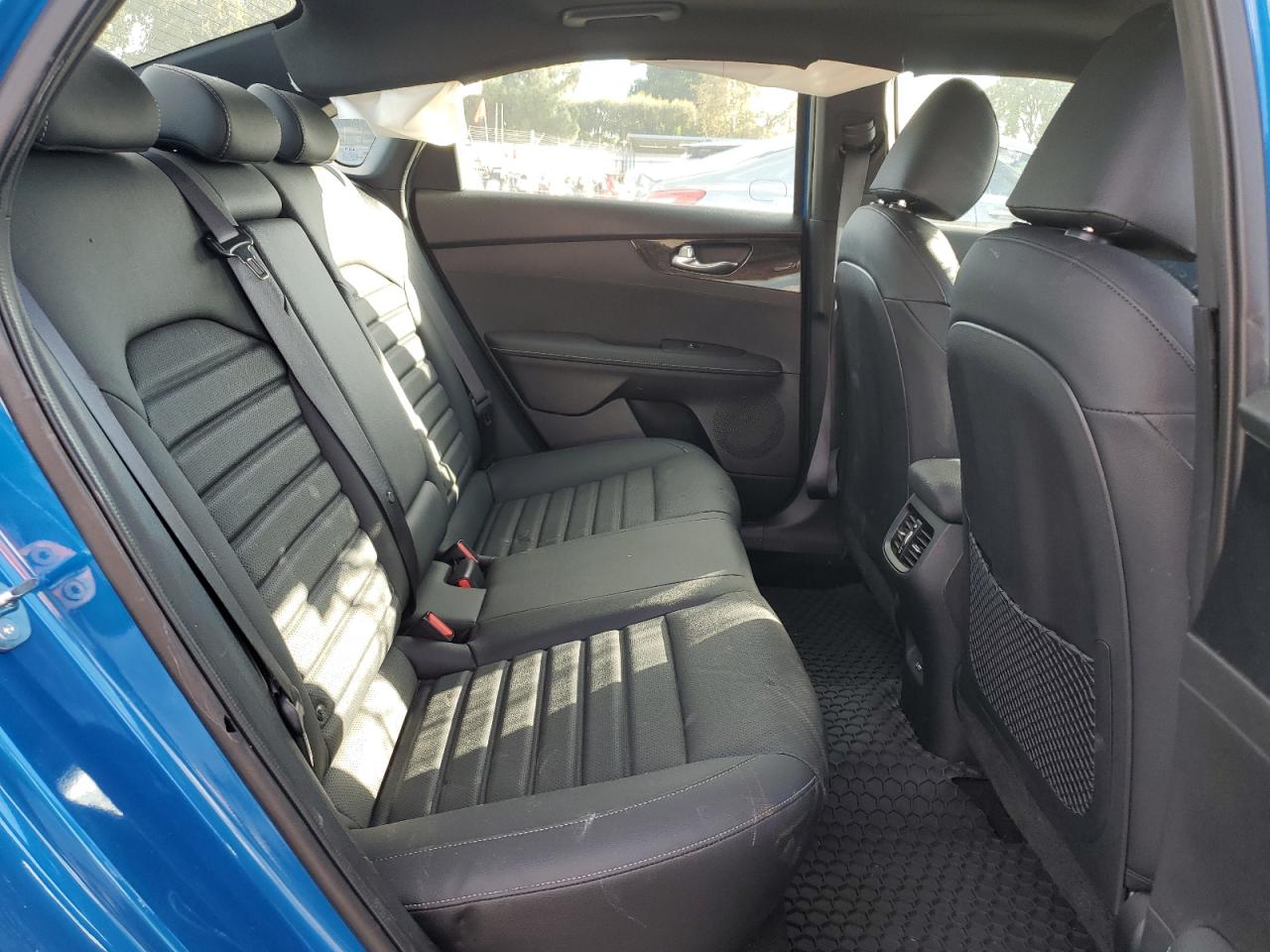 2024 Kia Forte Gt Line VIN: 3KPF54AD1RE715927 Lot: 82667735