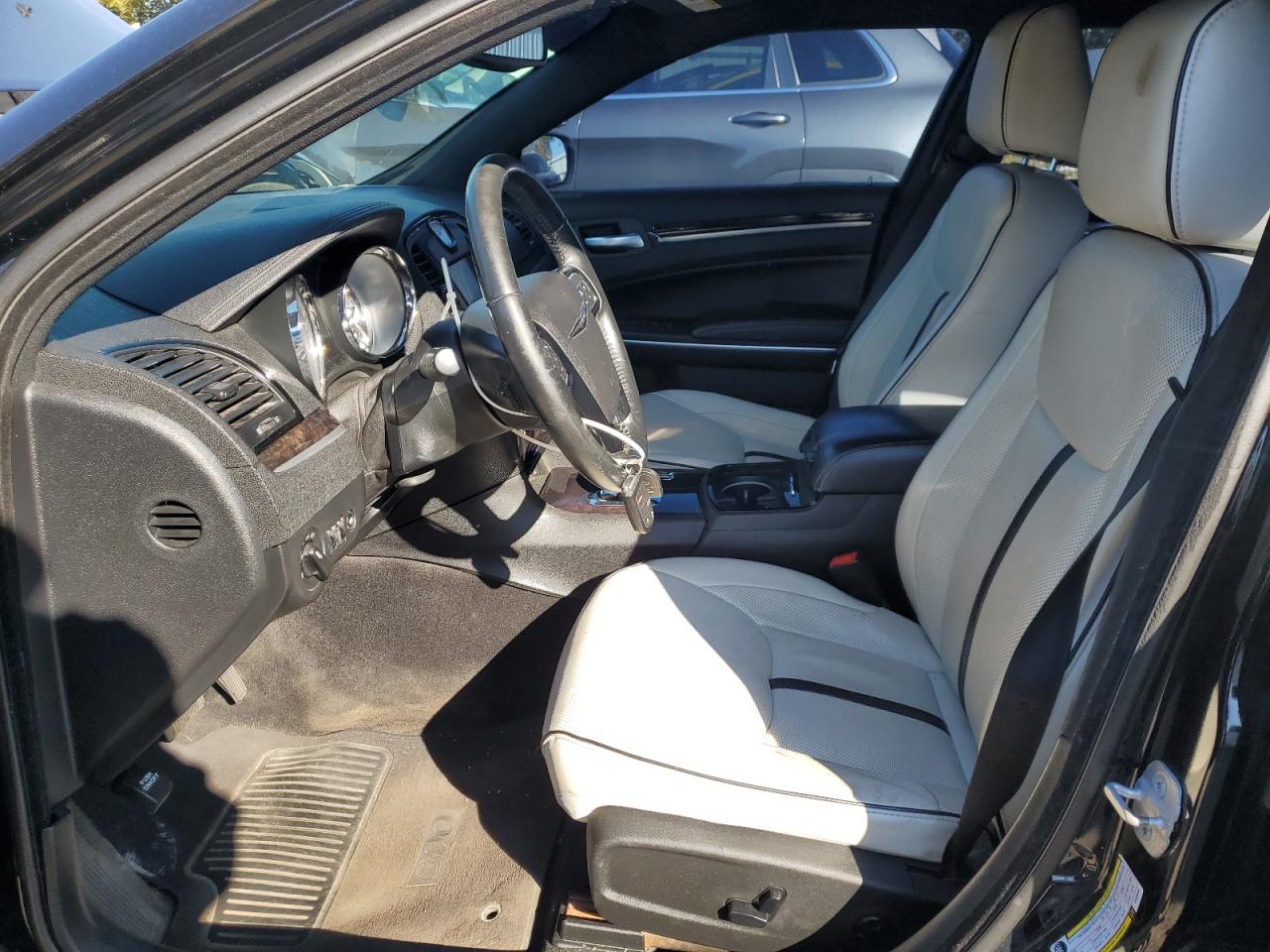 2014 Chrysler 300 VIN: 2C3CCAAG7EH330344 Lot: 82480855