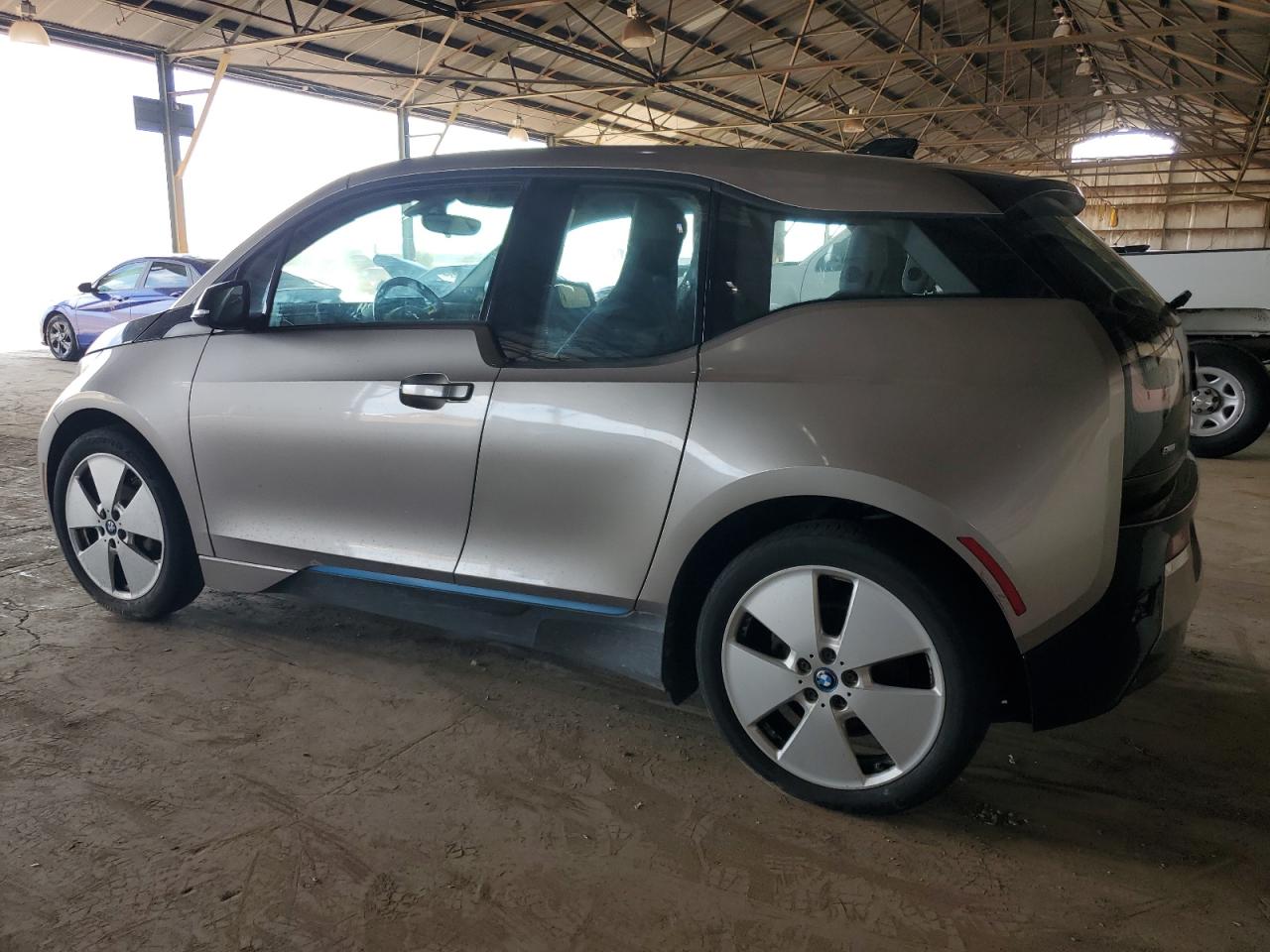 Фото: WBY1Z4C59FV501908