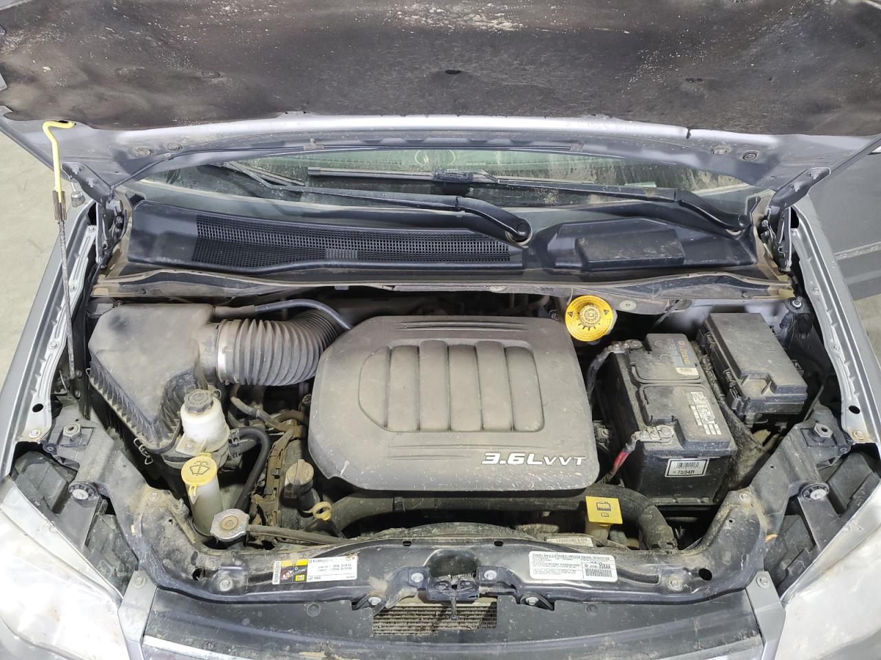 2014 Chrysler Town & Country Touring L VIN: 2C4RC1CG7ER412605 Lot: 84068375