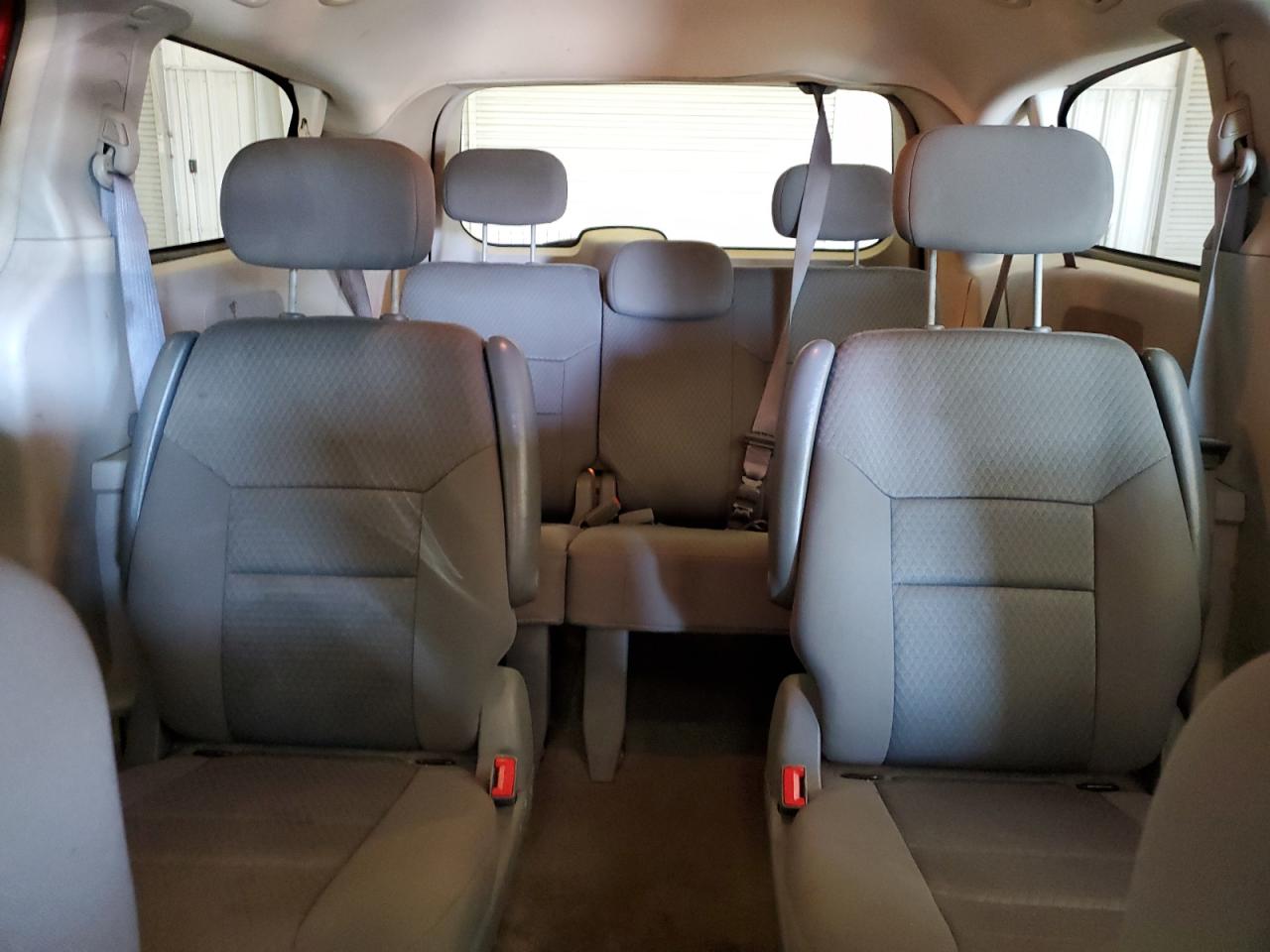 2010 Chrysler Town & Country Lx VIN: 2A4RR4DE3AR166105 Lot: 86264355