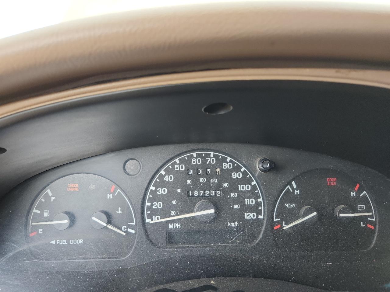 1999 Ford Ranger Super Cab VIN: 1FTYR14V0XPB55914 Lot: 85589385