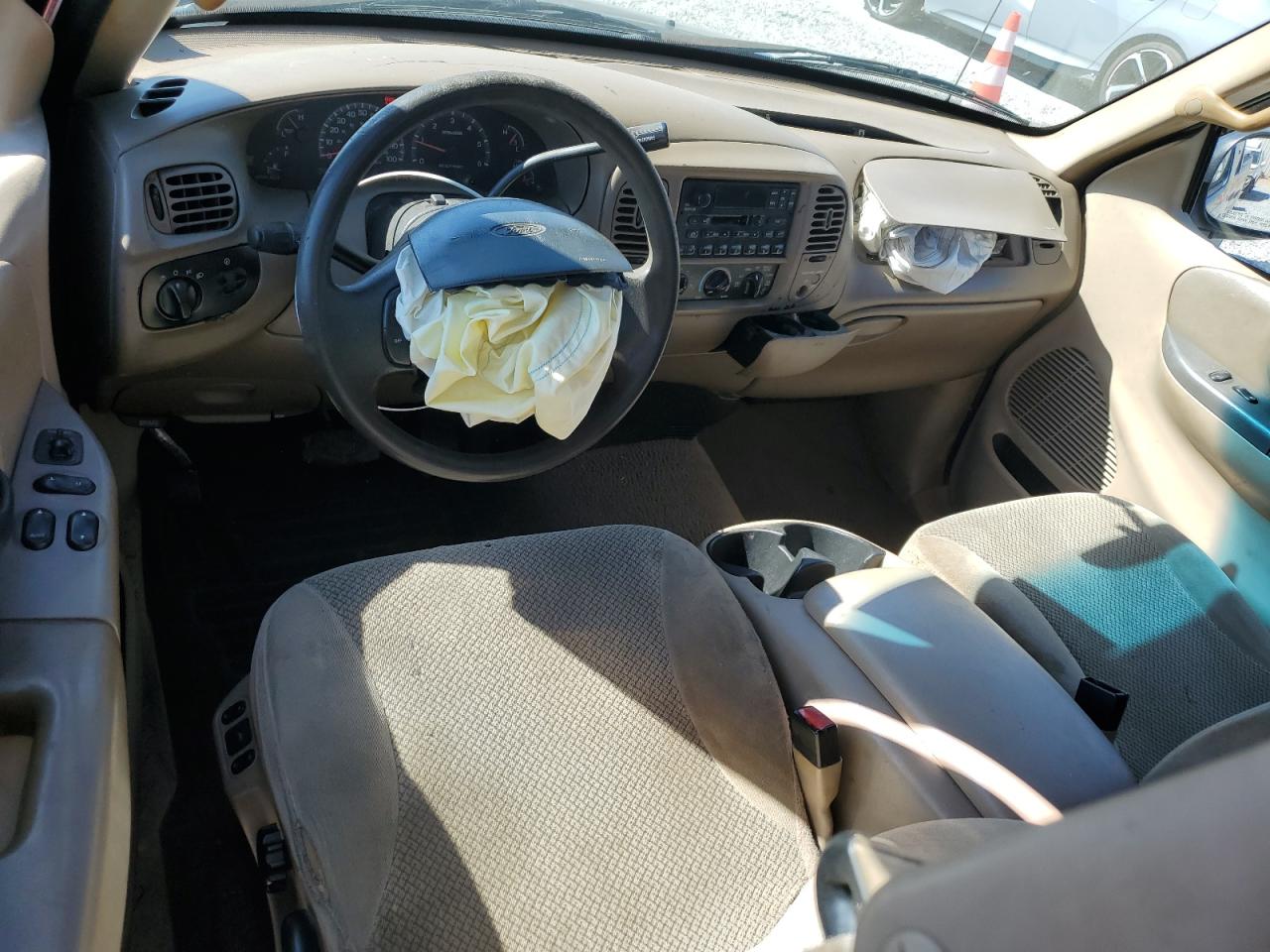 2000 Ford F150 VIN: 1FTRX17W6YKA41445 Lot: 85125655