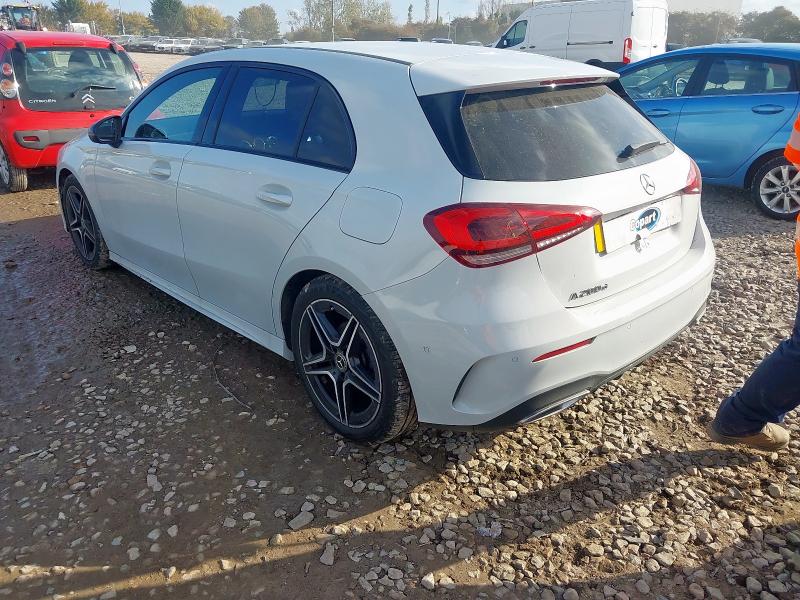2022 MERCEDES-BENZ A 200 AMG LINE EXECUTIVE 