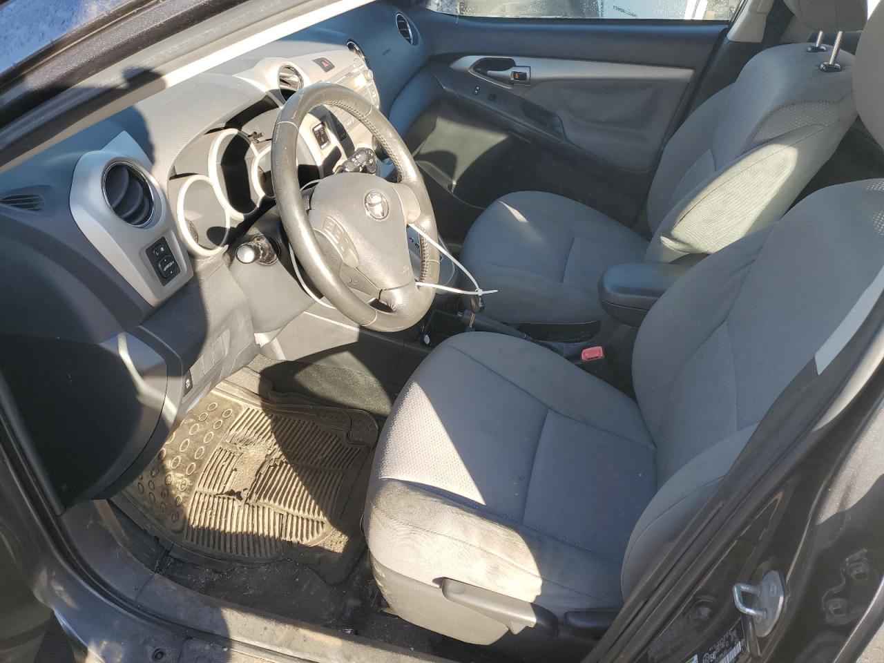 2010 Toyota Corolla Matrix S VIN: 2T1LE4EE8AC012575 Lot: 84368185