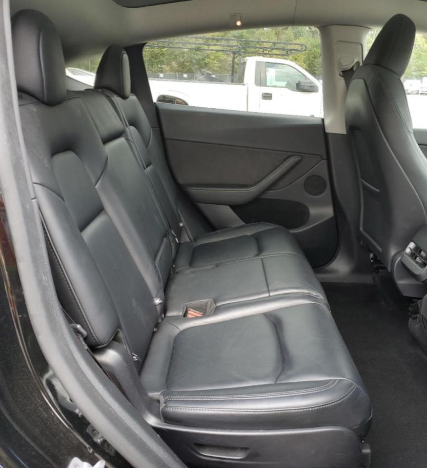 2025 Tesla Model Y VIN: 7SAYGAEE7SF253946 Lot: 86114305