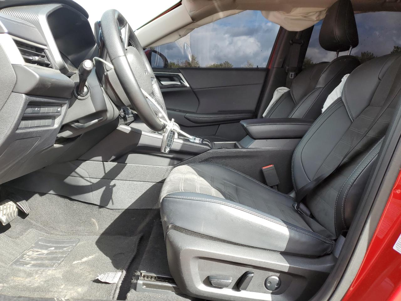 2024 Mitsubishi Outlander Se VIN: JA4J4VA85RZ048820 Lot: 86697525