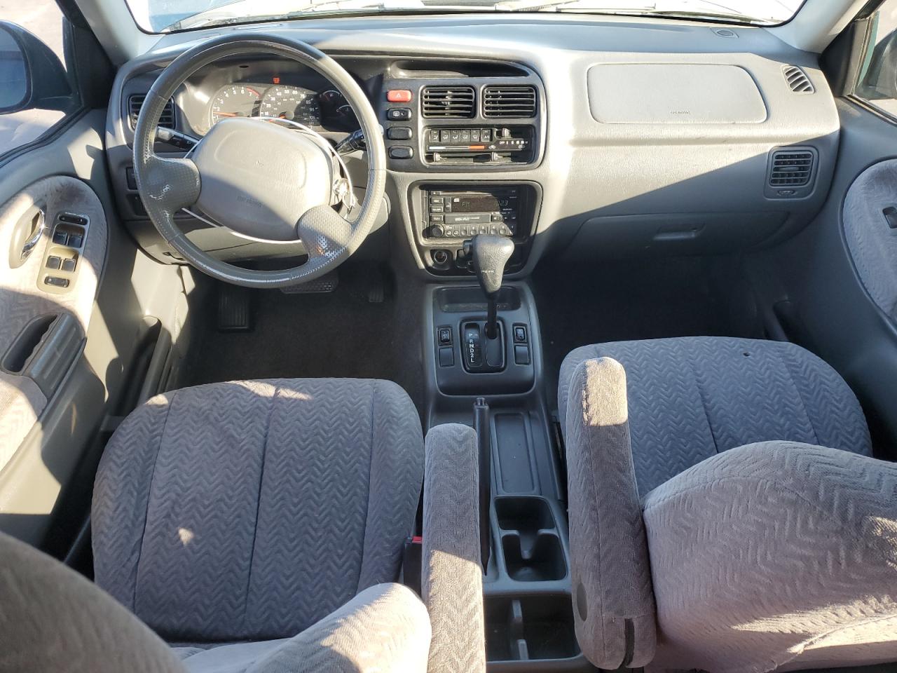 2001 Suzuki Grand Vitara Xl7 Touring VIN: JS3TY92V914104825 Lot: 85203955