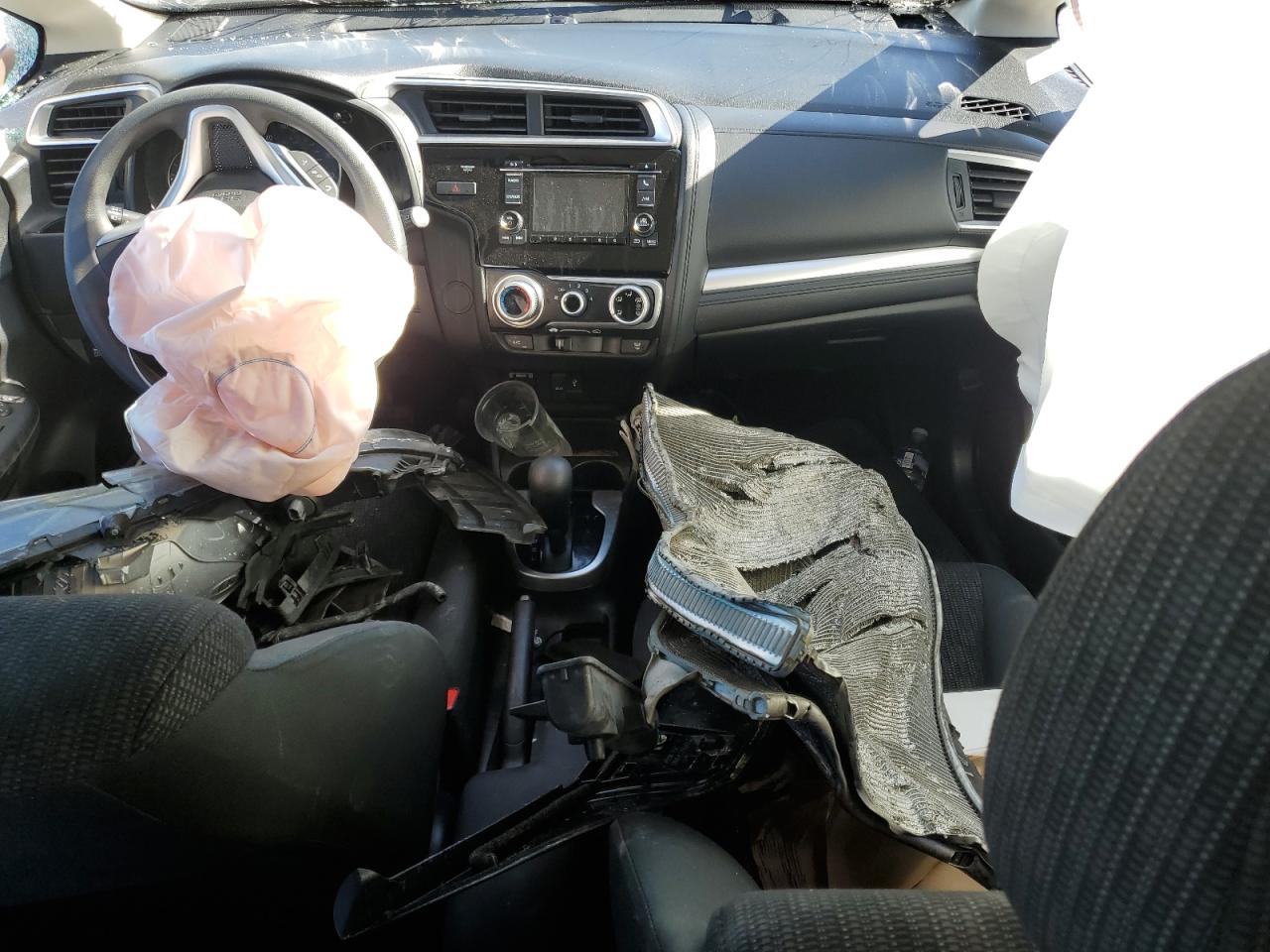 2015 Honda Fit Lx VIN: 3HGGK5H59FM744418 Lot: 86169295