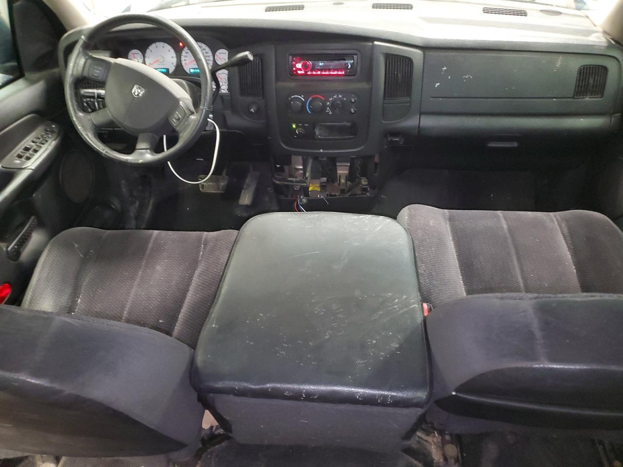 2004 Dodge Ram 1500 St VIN: 1D7HU18D24J275444 Lot: 82533345