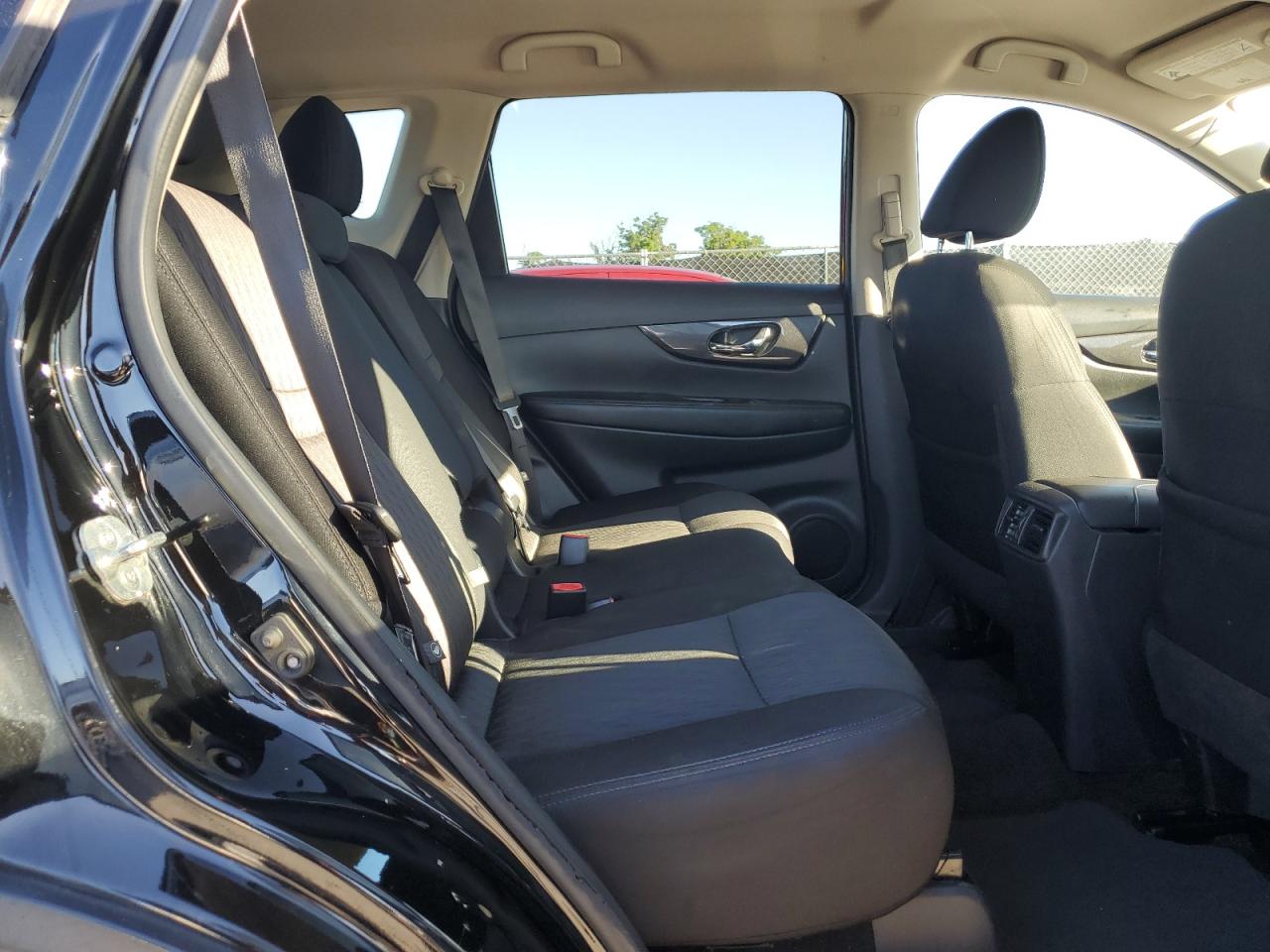 2017 Nissan Rogue S VIN: 5N1AT2MT2HC886243 Lot: 86331075