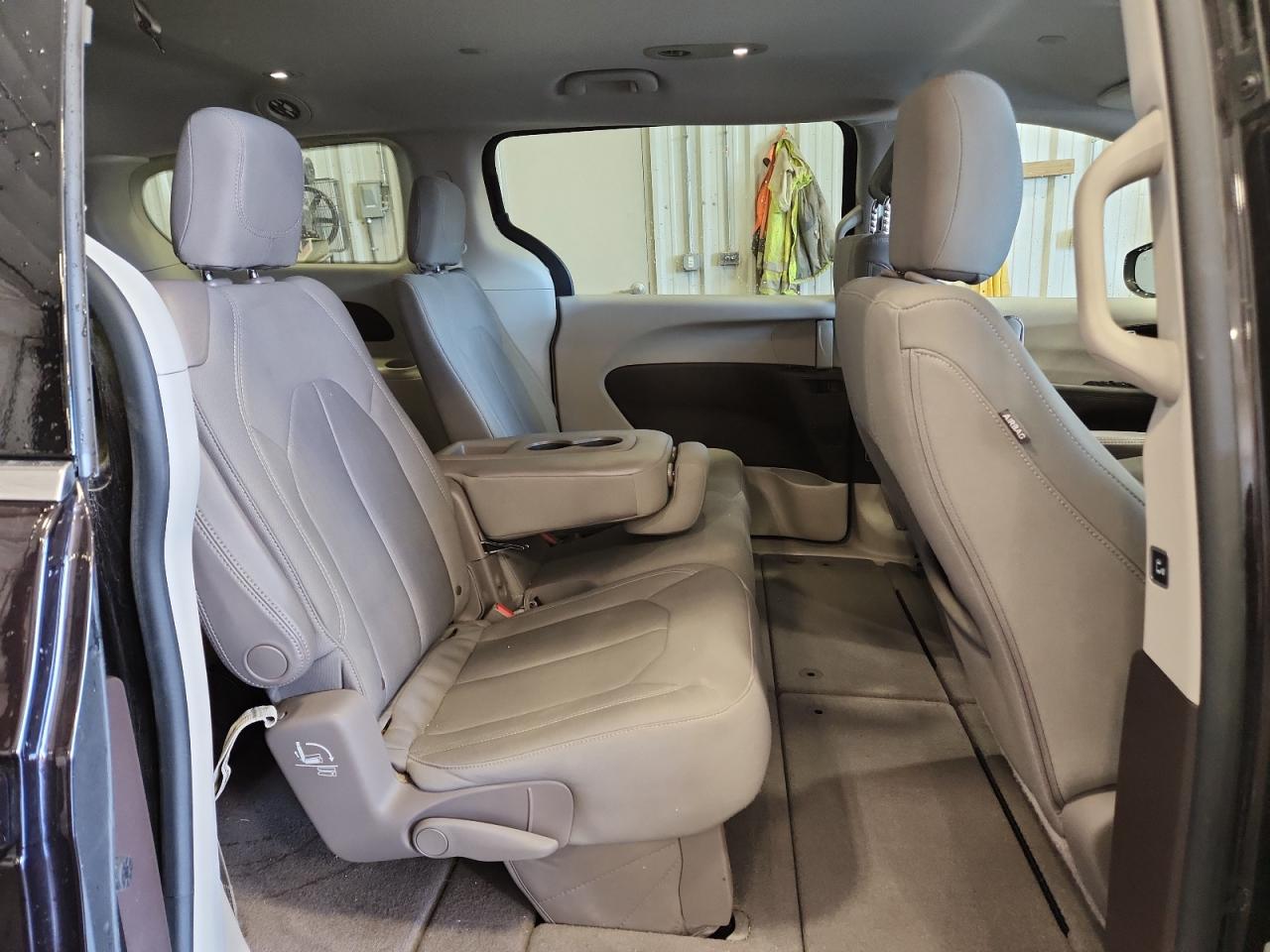 2017 Chrysler Pacifica Touring VIN: 2C4RC1DG8HR531914 Lot: 85302985