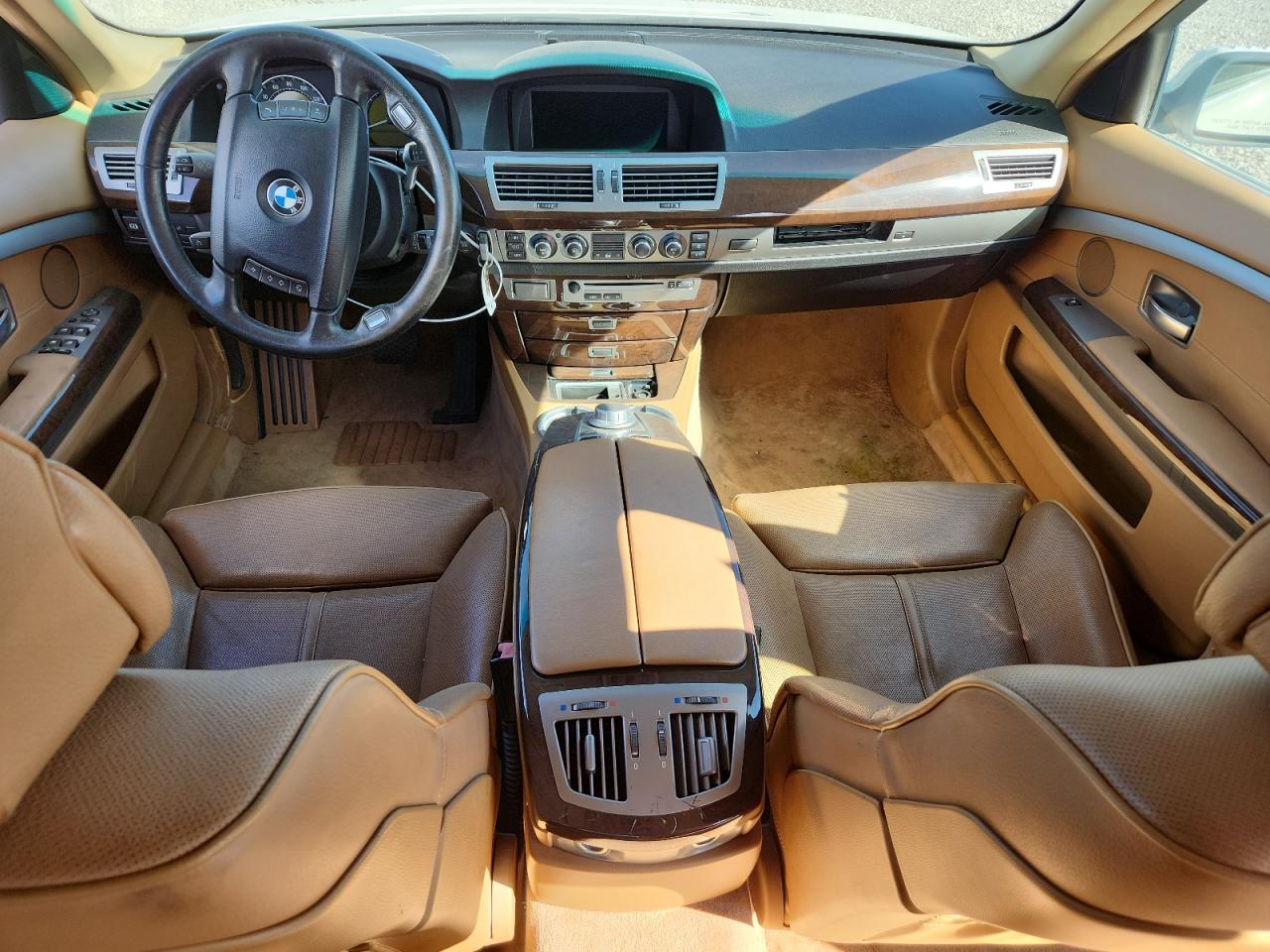 2007 BMW 750 VIN: WBAHN83557DT69589 Lot: 86040375